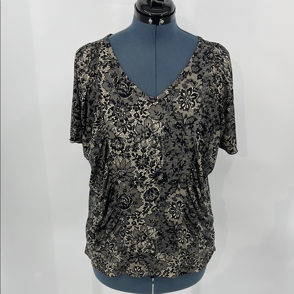 AB STUDIO SIZE XL Floral Lace Black and Gray Women's Top